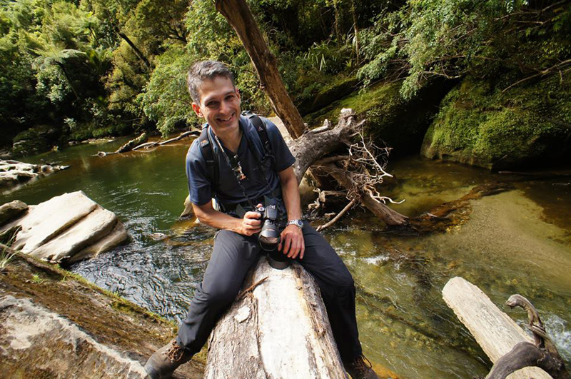 About, Milos Hroch, Porrorari river